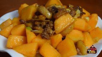 哈密瓜可以炒着吃,炒出美味佳肴，尽享瓜香四溢