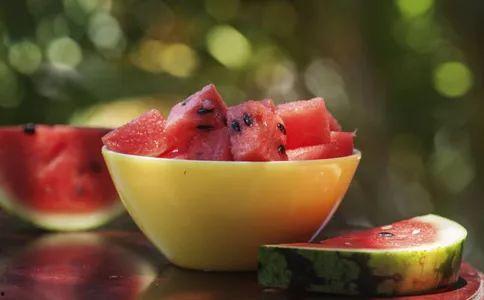 宁红夜吃瓜,揭秘娱乐圈背后的那些事儿