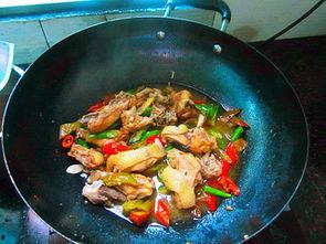 吃酸辣鸡瓜声控,唤醒味蕾的美食诱惑