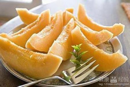 怎么吃哈密瓜好看